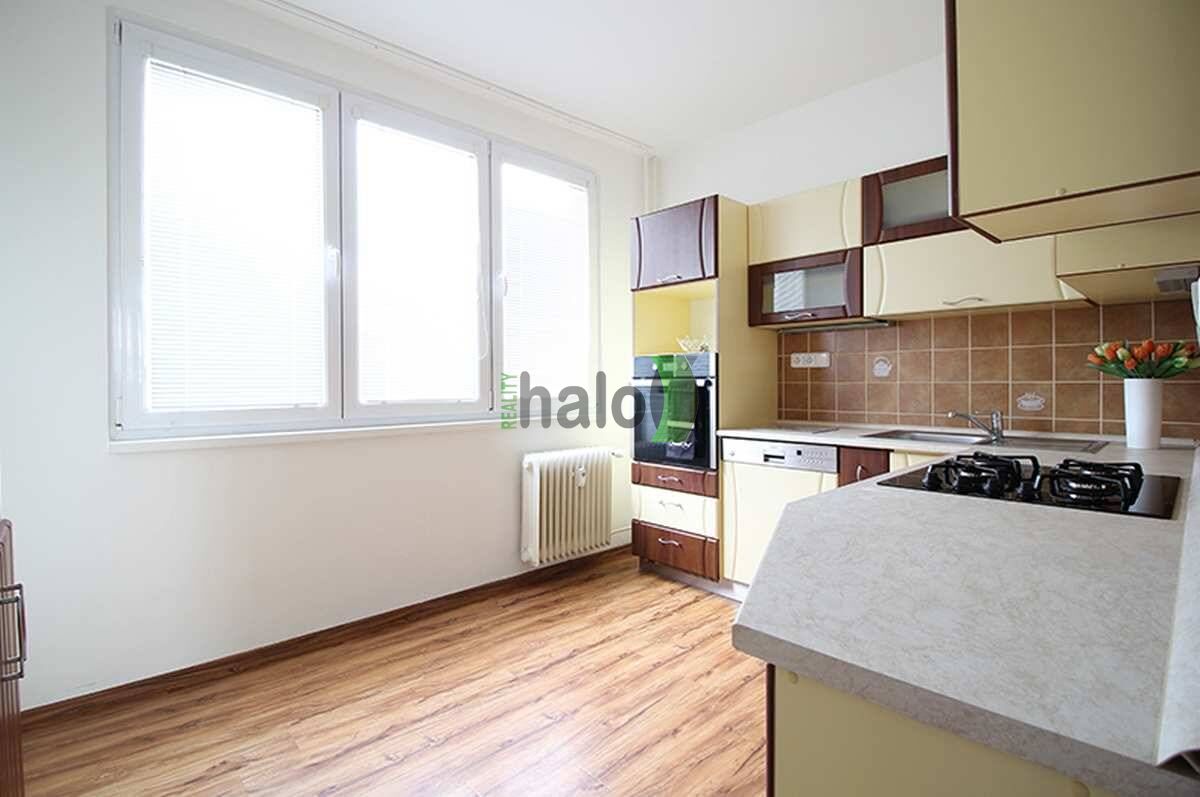 Pronájem 2+1 České Budějovice, Nádražní  u centra