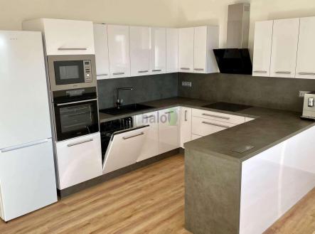 Pronájem bytu, 2+kk, 76 m²
