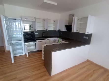 Pronájem bytu, 2+kk, 76 m²