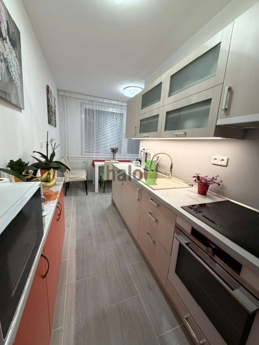 Pronájem 3+1 Volary, Sídliště Míru - plně vybavený