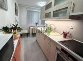Pronájem bytu, 3+1, 70 m²
