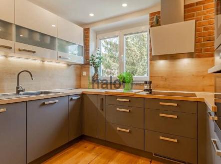 Pronájem bytu, 2+1, 65 m²