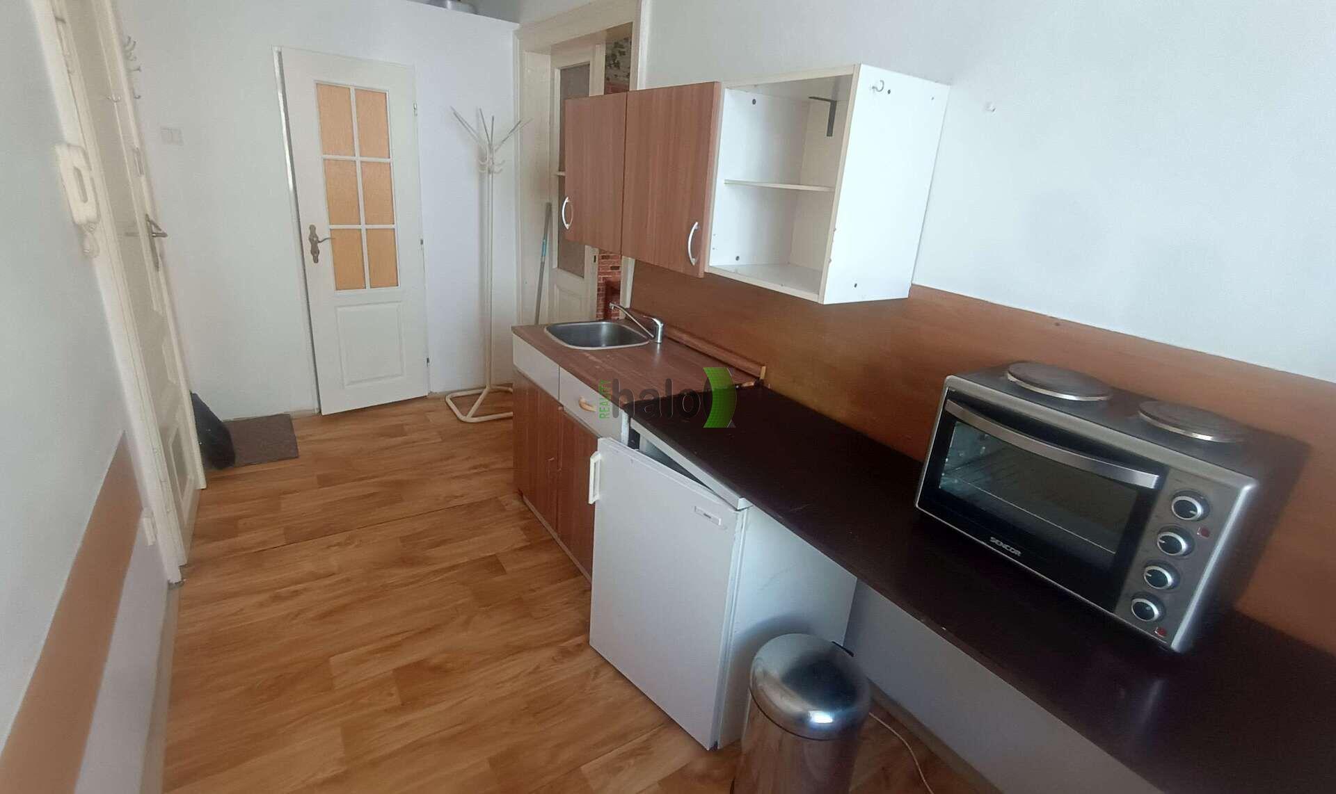 Pronájem 1+1 České Budějovice, Skuherského