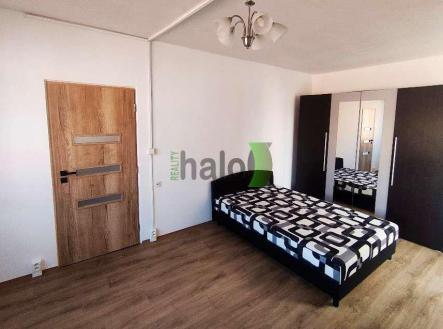 Pronájem bytu, 1+1, 38 m²