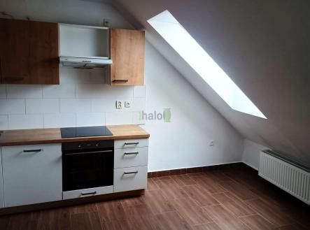 Pronájem bytu, 3+kk, 76 m²