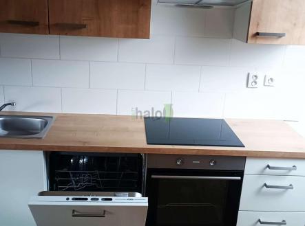Pronájem bytu, 3+kk, 76 m²