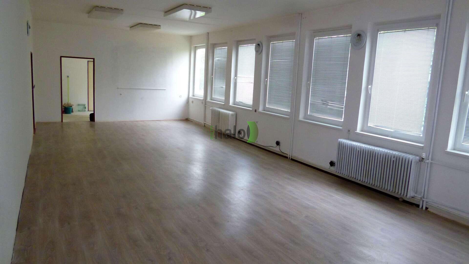 Pronájem nebytový prostor České Budějovice, Jana Čarka za vlakovým nádražím