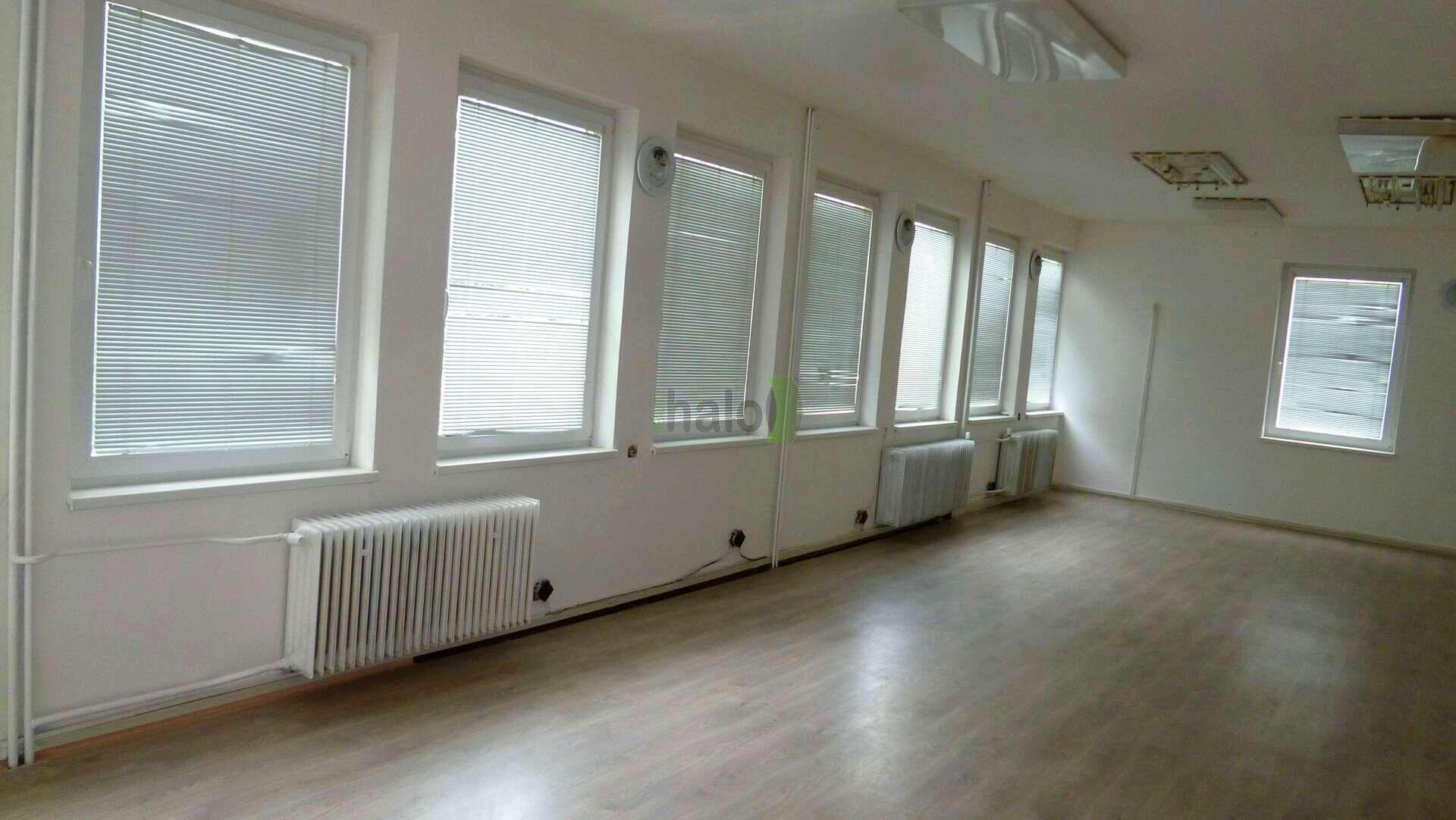 Pronájem nebytový prostor České Budějovice, Jana Čarka za vlakovým nádražím