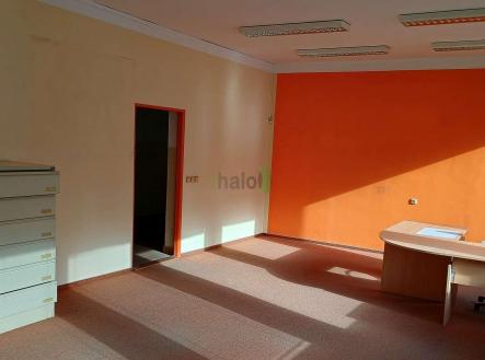 Pronájem kanceláře, 45 m²
