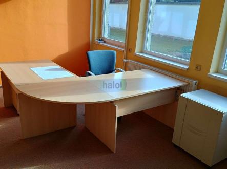Pronájem kanceláře, 45 m²