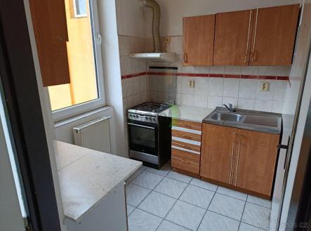 Pronájem bytu, 3+1, 70 m² obrázek