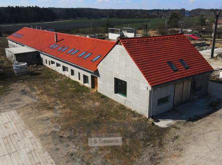 Pronájem - komerční objekt, sklad, 834 m²