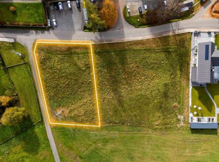 Prodej pozemku pro bydlení, 1 561 m²