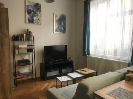 Pronájem bytu, 1+kk, 35 m²