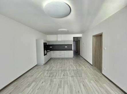 Pronájem bytu, 4+kk, 80 m²