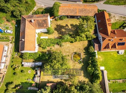 Prodej - zemědělský objekt, 57 892 m²