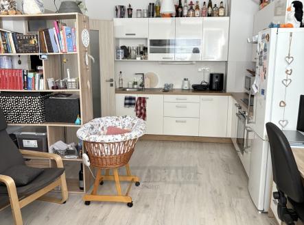 Pronájem bytu, 2+kk, 42 m²