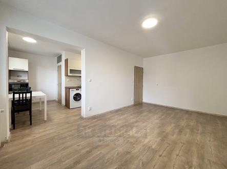 Pronájem bytu, 2+kk, 58 m²