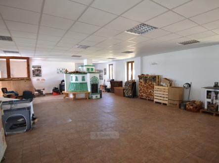 Pronájem obchodní prostor, 100 m²