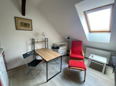 Pronájem bytu, 1+kk, 22 m²