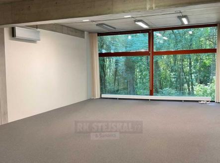 Pronájem kanceláře, 134 m²