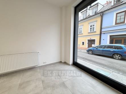 Pronájem kanceláře, 42 m²