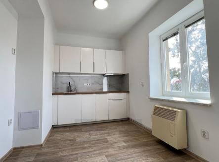 Pronájem bytu, 2+1, 61 m²