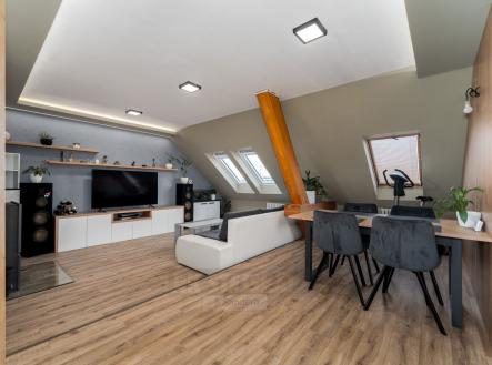Prodej bytu, 4+1, 145 m²