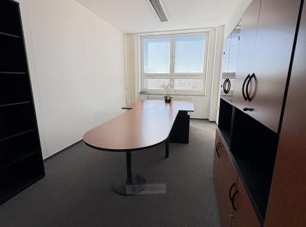Pronájem kanceláře, 35 m²