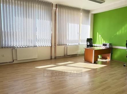 Pronájem kanceláře, 55 m²