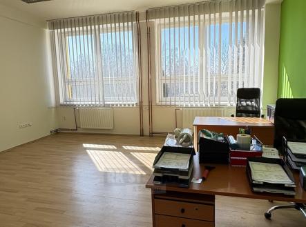 Pronájem kanceláře, 55 m²