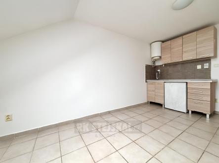 Pronájem bytu, 1+kk, 23 m²