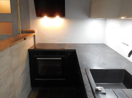 Pronájem bytu, 2+kk, 45 m²