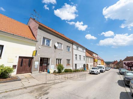 Prodej nájemního domu, 342 m²