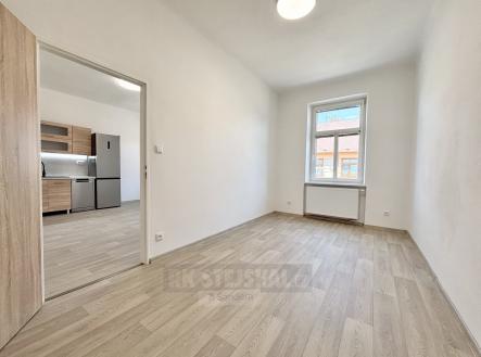 Pronájem bytu, 3+kk, 60 m²