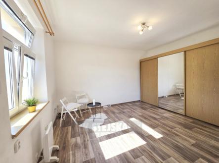 Pronájem bytu, 2+kk, 51 m²