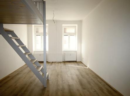Pronájem bytu, 1+1, 37 m²