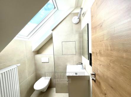 Pronájem bytu, 2+kk, 42 m²