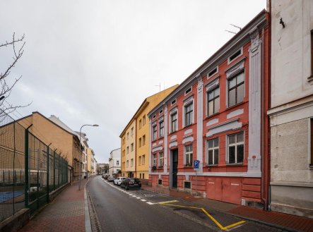 Prodej - nájemního domu, 182 m²