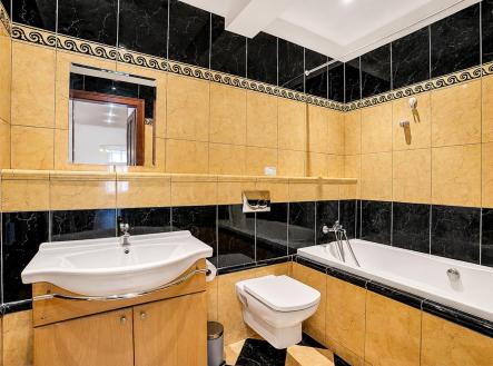 Pronájem bytu, 2+1, 76 m²