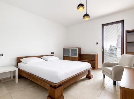 Pronájem domu/vily, 158 m²