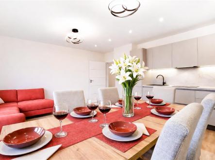 Prodej bytu, 4+kk, 100 m²