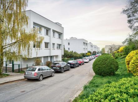 Pronájem bytu, 3+kk, 73 m²