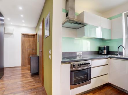 Pronájem bytu, 3+kk, 73 m²