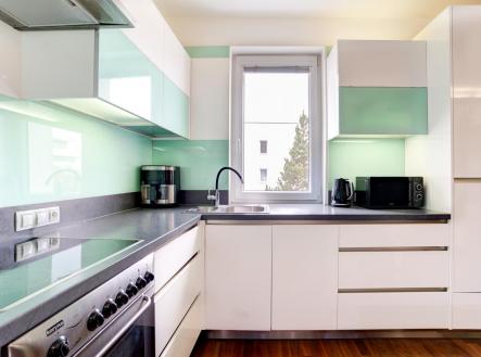 Pronájem bytu, 3+kk, 73 m²