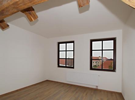Pronájem bytu, 1+kk, 32 m²