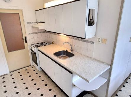 Pronájem bytu, 2+1, 61 m²