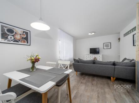 Pronájem bytu, 2+kk, 60 m²