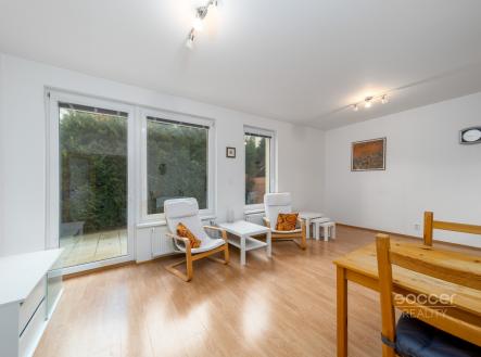 Pronájem bytu, 1+kk, 35 m²