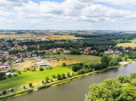 Prodej pozemku pro bydlení, 1 300 m²